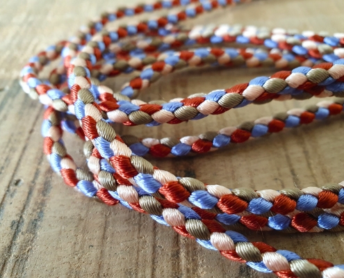 Round braided lace in cotton