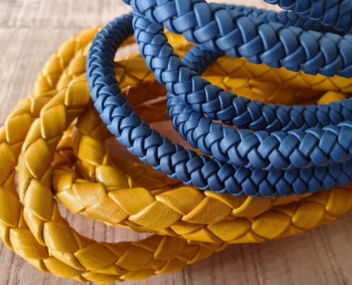 Round folded braided cords in different size